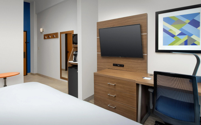 Holiday Inn Express San Antonio N-Riverwalk Area by IHG