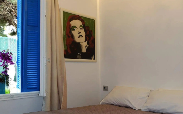 Hotel Normandy