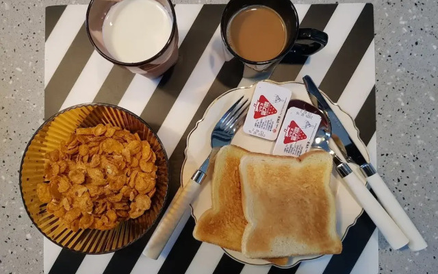We Home Guesthouse - Hostel