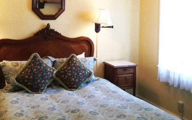 Gosby House Inn, A Four Sisters Inn