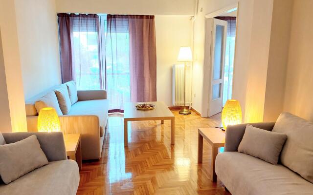 Big Apartment in Acropolis Museum
