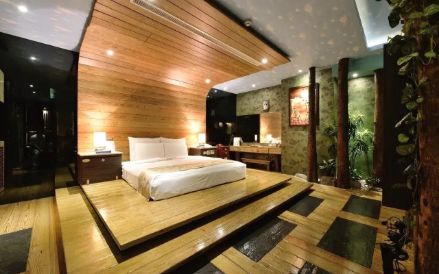 Eden Exoticism Planet Hotel