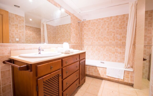 OleHolidays Adosado Villas y Golf Guadalmina urbanización privada