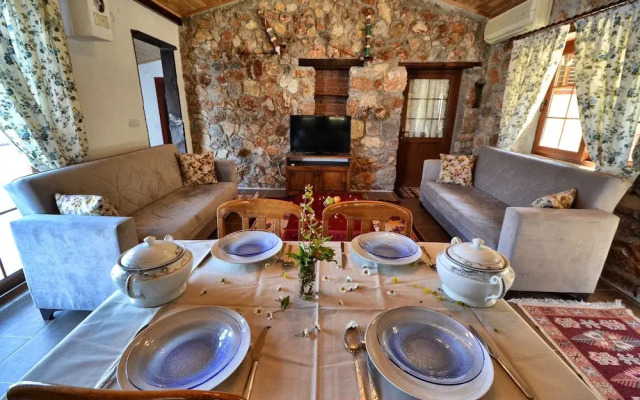 KAY4400 Villa Teo2 2 Bedrooms