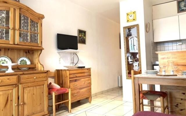 Appartement Balaruc-les-Bains, 1 pièce, 4 personnes - FR-1-503-16