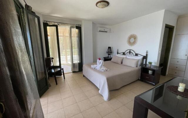Armyra Villas