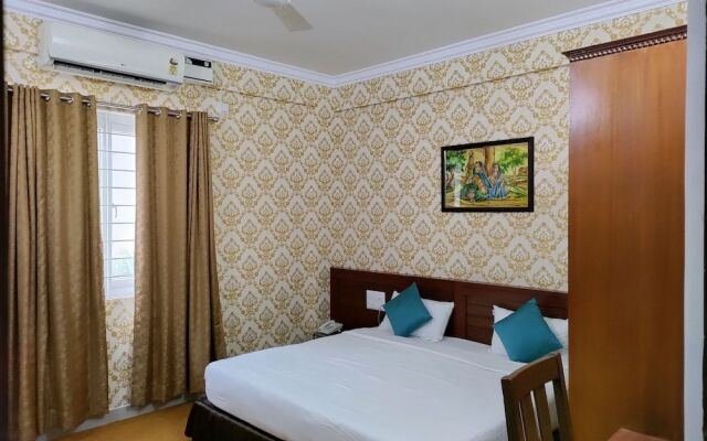 Hotel Voyagers 99