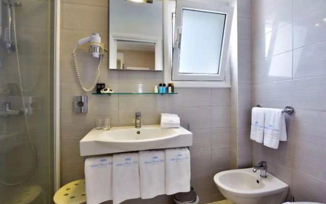 Sidari Beach Hotel