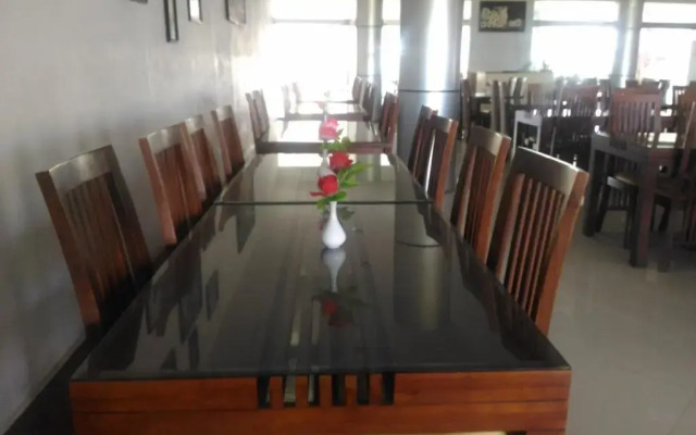 Grand Royal Taliwang