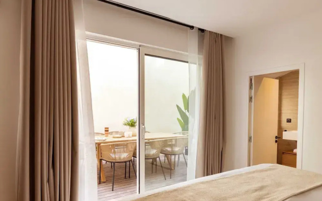 Luxury House With AC - 6bd/12p - Batignolles