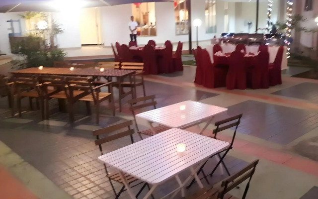 Garden View Hotel