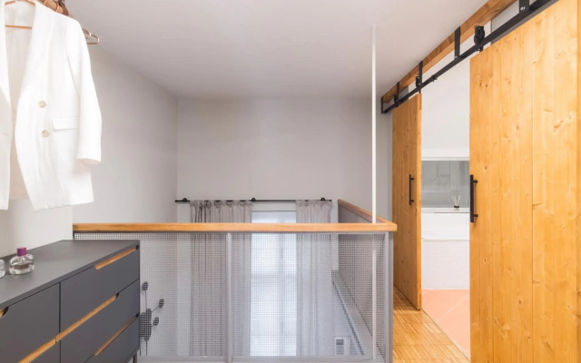 Open-plan Flat in Vinohrady by Prague Days