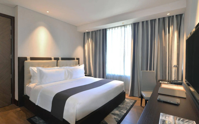 Makati Diamond Residences