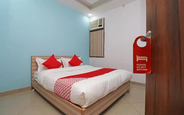 Mohit International 2 By OYO Rooms