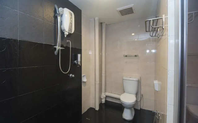 OYO 1149 Feringghi Hotel