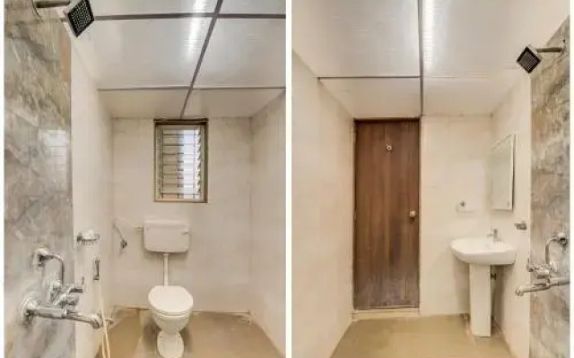 OYO 24125 Hotel Aakash