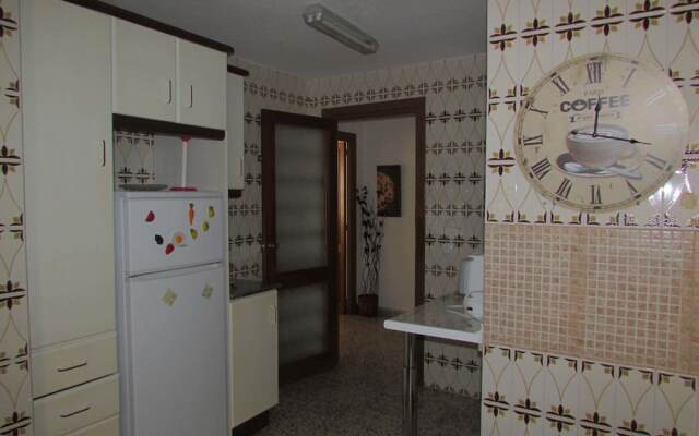 4 Bedrooms Seaview Apartment