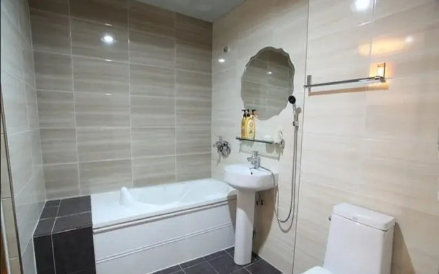 Apsan Business Hotel