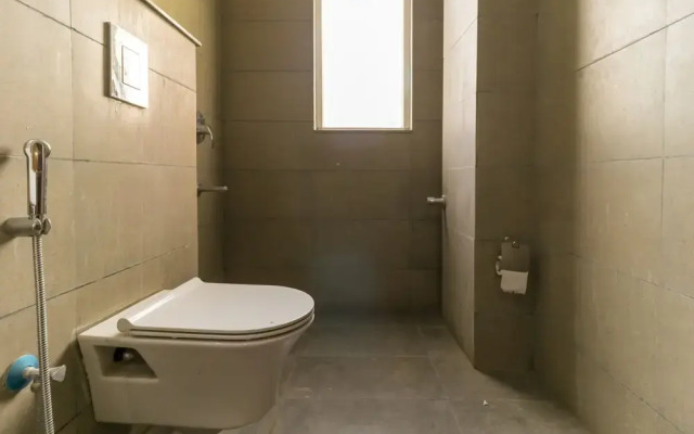 Tipsyy Inn Suites 007