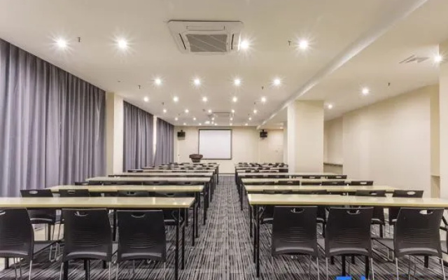 New Yuexiang Hotel – Business – Nanning