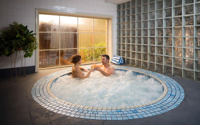 Best Western Plus Hovell Tree Inn