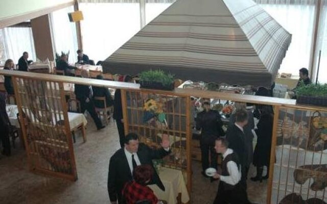 Bat Hotel Bistrica