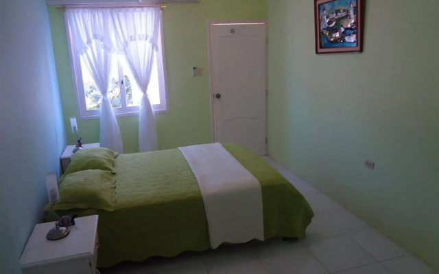 Galápagos Isabela Hotel Loja