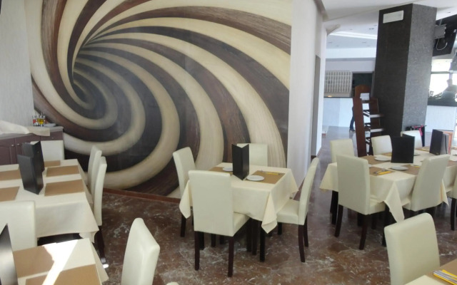 Morfeas Hotel