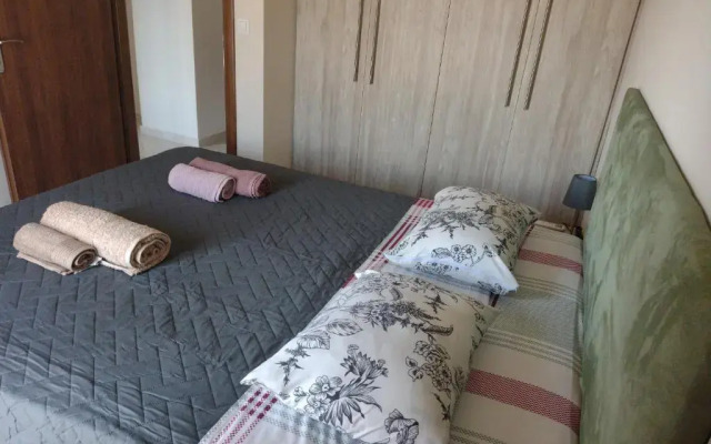 "Thea" Valis Apartments