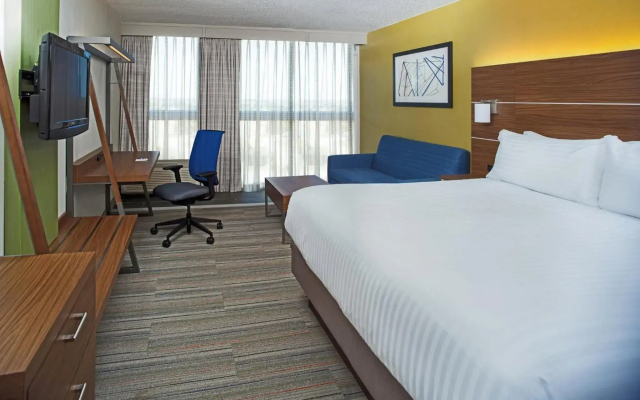 Holiday Inn Express Nags Head Oceanfront by IHG