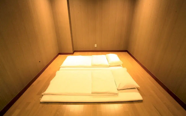 City Park Golf & Hotel