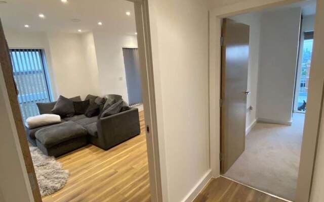 1BD Lovely & High End Apartment London