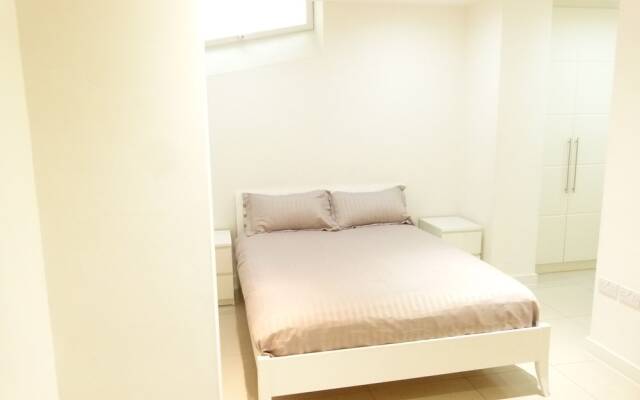 SS Property Hub - Apartment close to Hyde Park