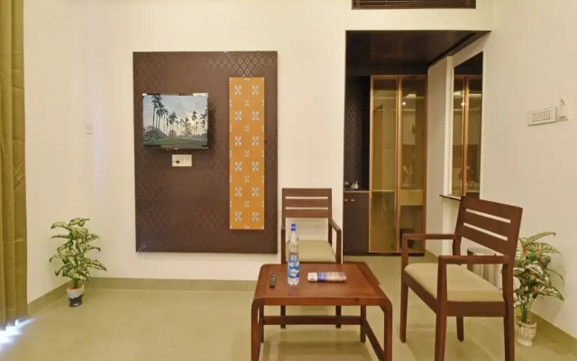 A K G Hotel