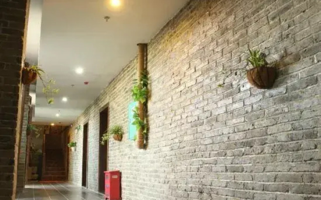 Huangyao Bandao Hotel