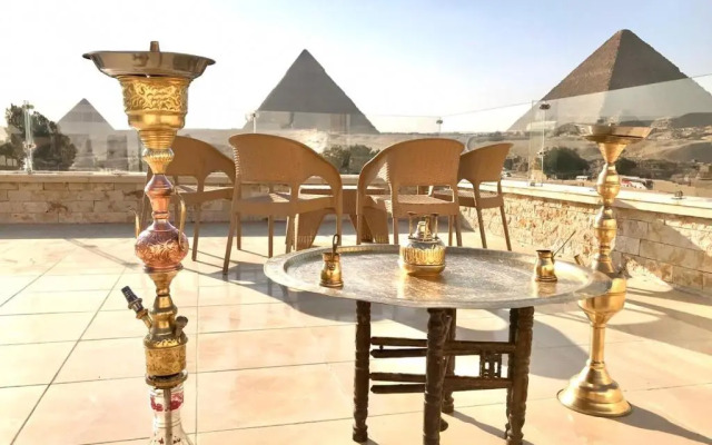 Sahara Pyramids Inn