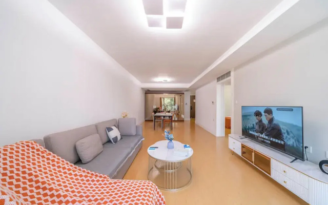 Tyms  2BR 1BA Suite Yongxin