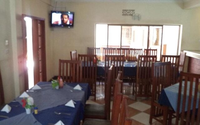 Meru House Inn