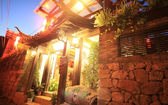 Floral Hotel · Kuan Tang Lijiang
