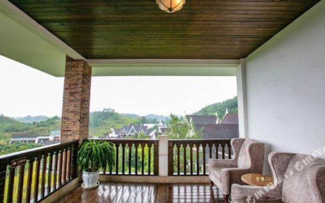 River & Holiday Hotel
