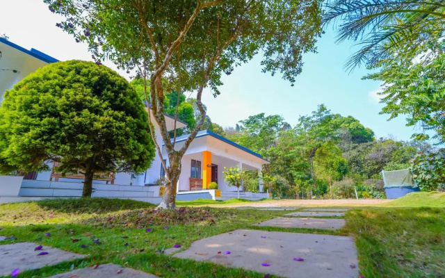 VOYE HOMES Vythiri Silver Mist - Hill Top Private Villa