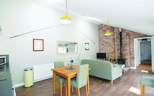 Meikleour Arms Hotel and Restaurant