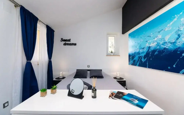 Fani - Autentic - sea View - H