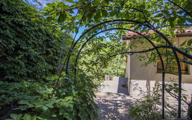 Kyveli Cottage