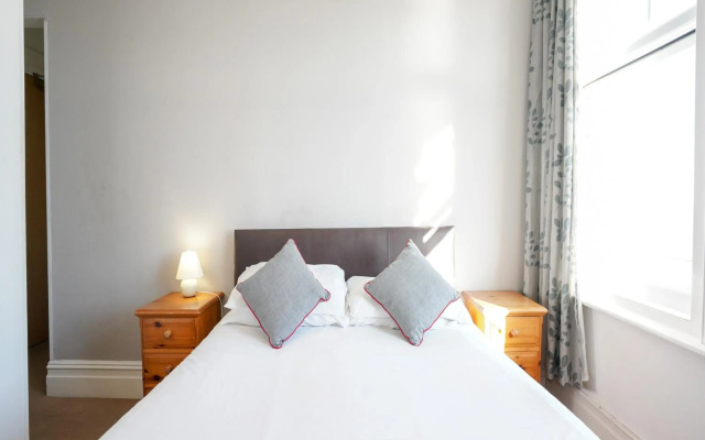 OYO Shanklin Beach Hotel