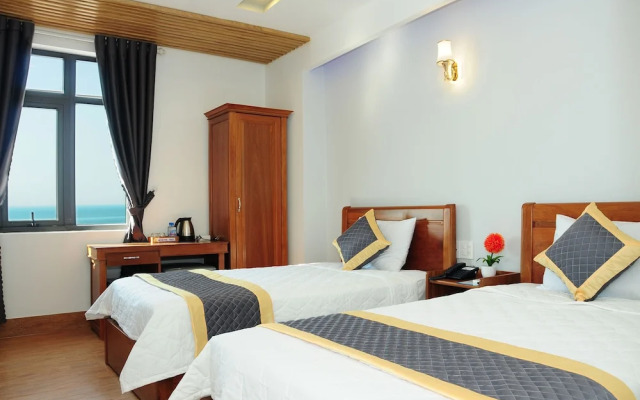 SeaSide Hotel Quy Nhơn