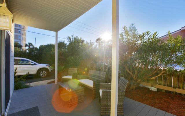 Destin Sands Condos by Panhandle Getaways