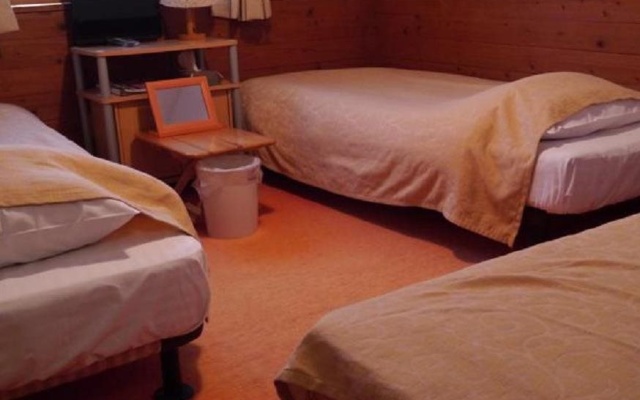 Tob's House – Guest Rooms – Myoko