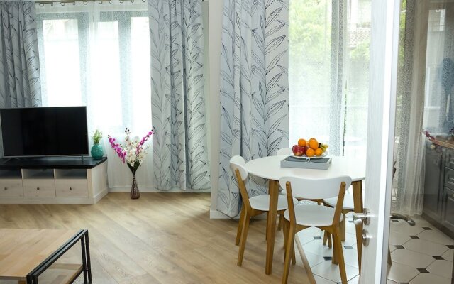 FM Luxury 1-BDR Apartment - City Vibes