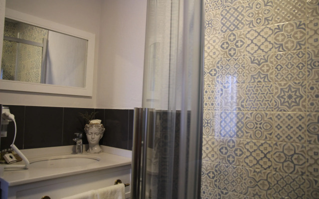 AlaBora Hotel - Alaçatı